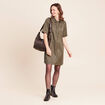 Robe droite courte enduite col chemise vert kaki femme