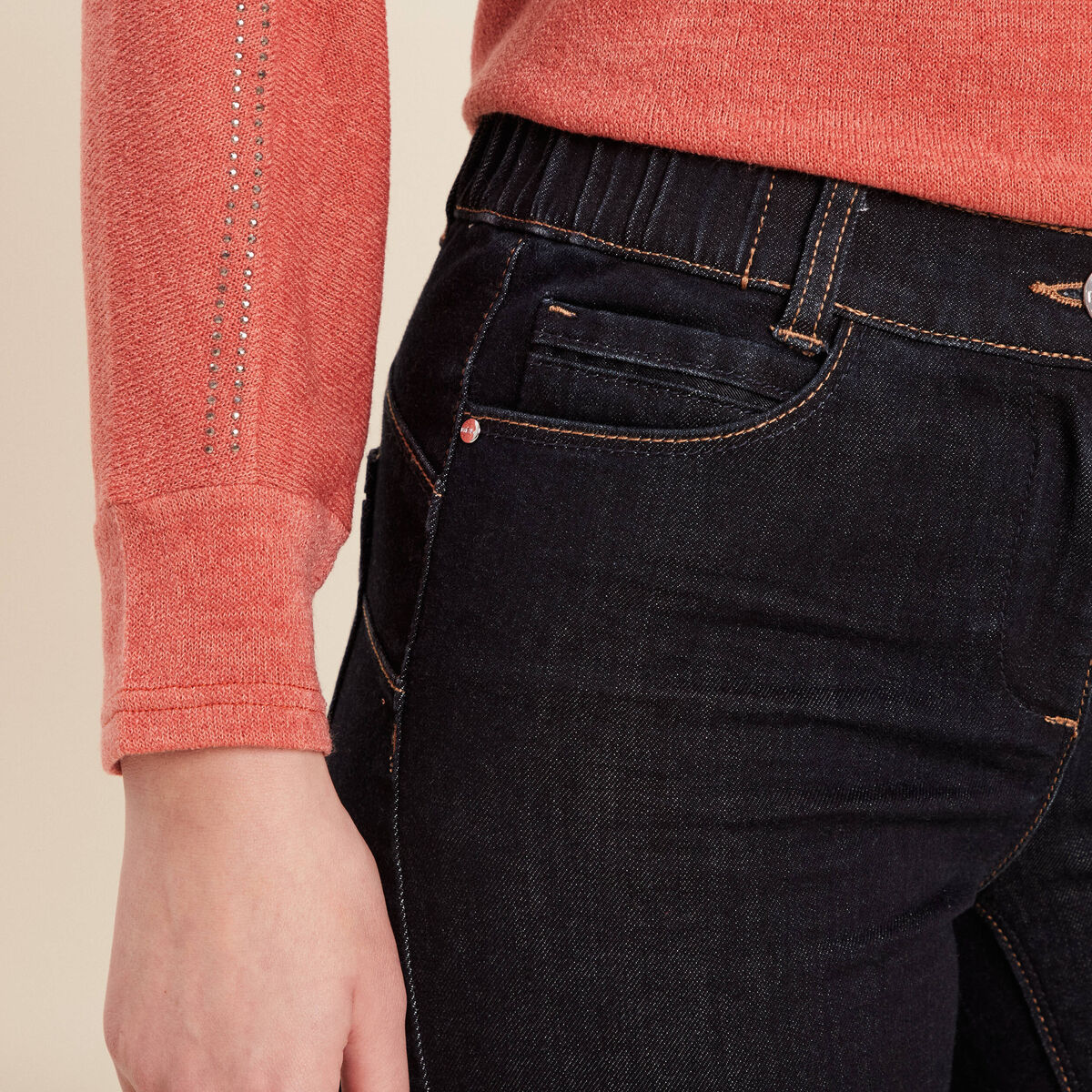 Jean droit taille basculée denim brut femme