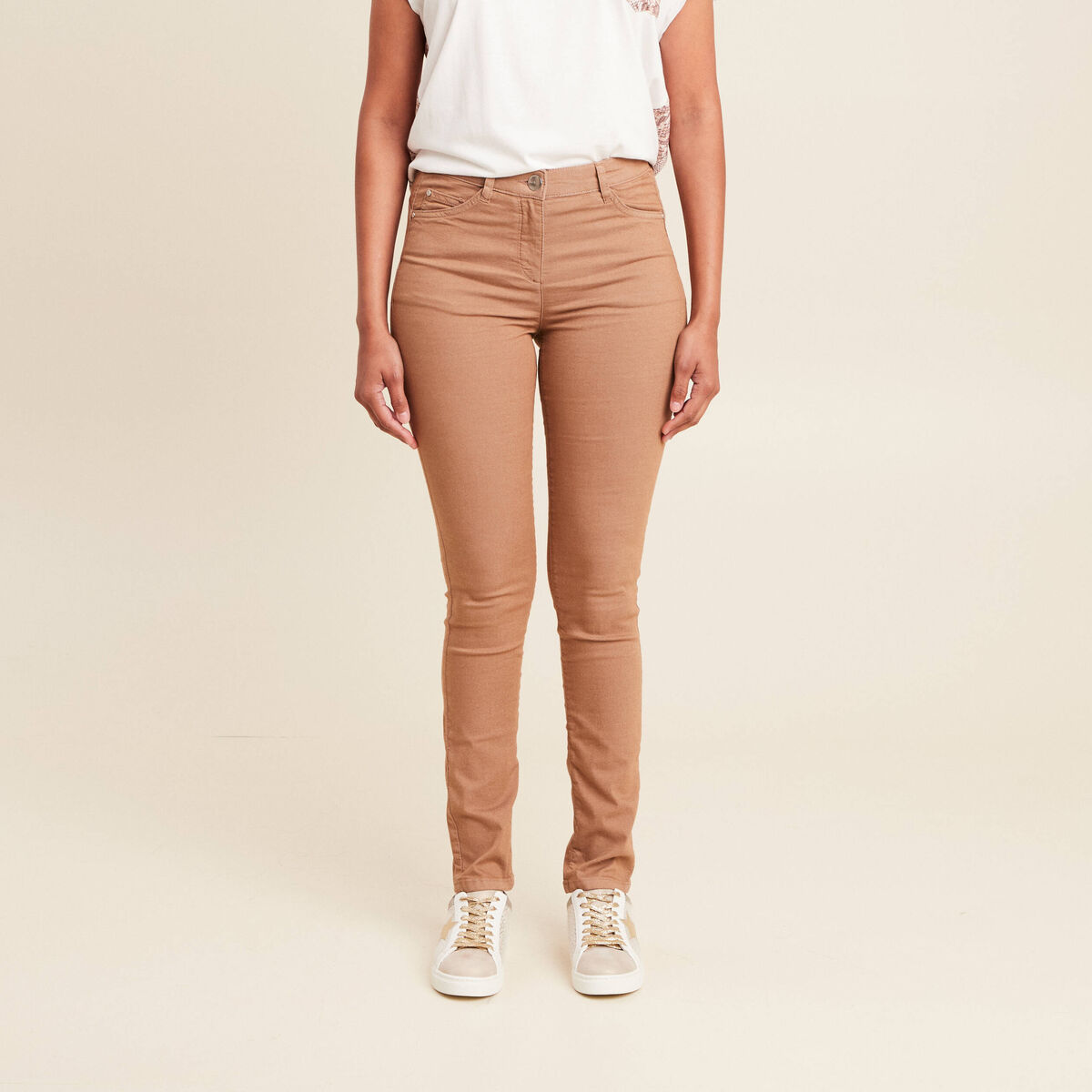 Pantalon magique Le L&eacute;ger coupe ajust&eacute;e marron femme