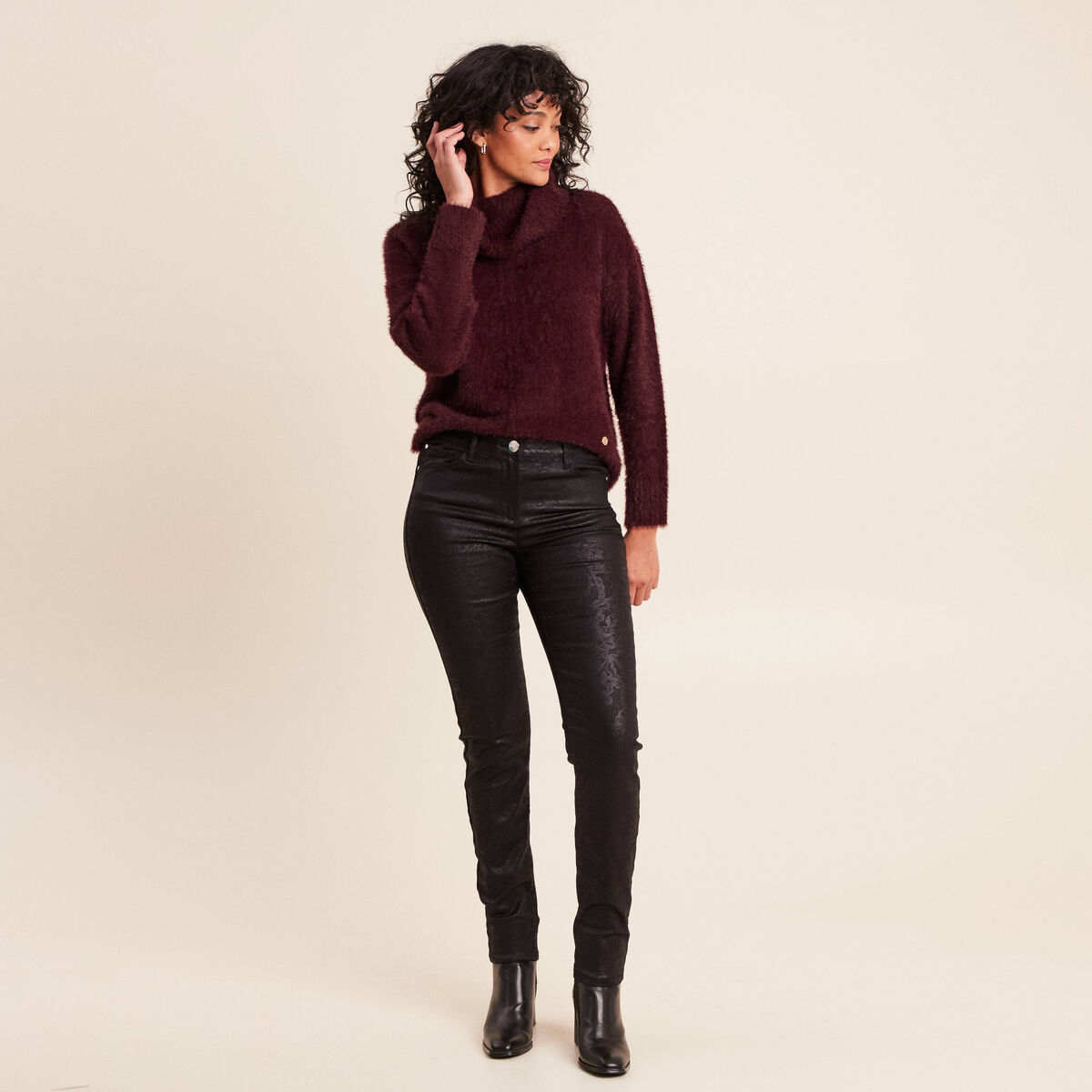 Pantalon magique L'Unique coupe ajust&eacute;e noir femme