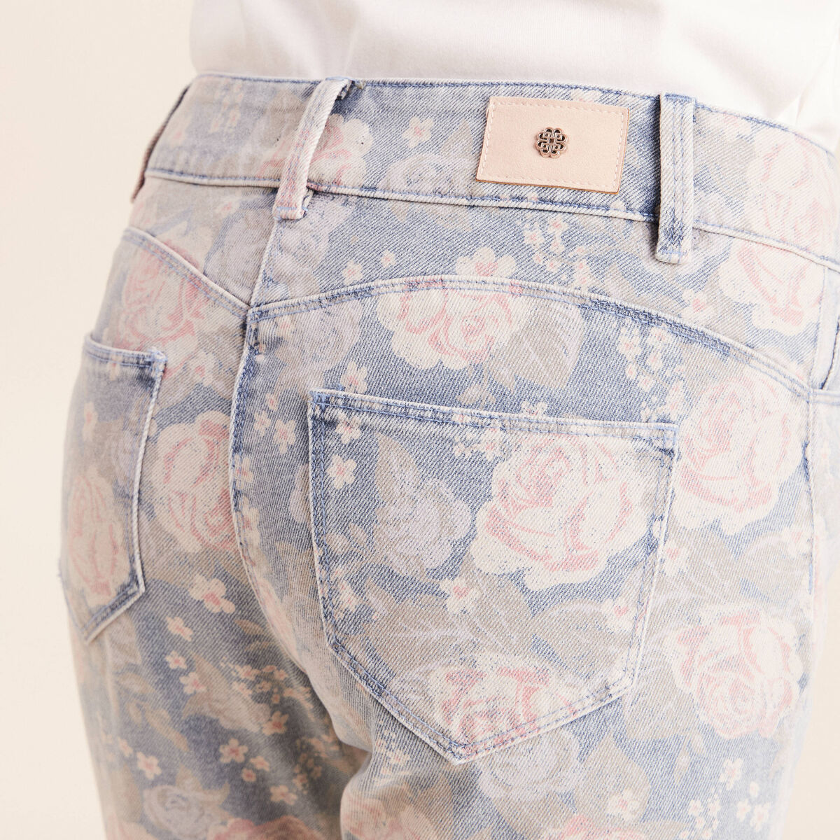 Jean coupe droite 7/8&egrave;me taille standard rose femme