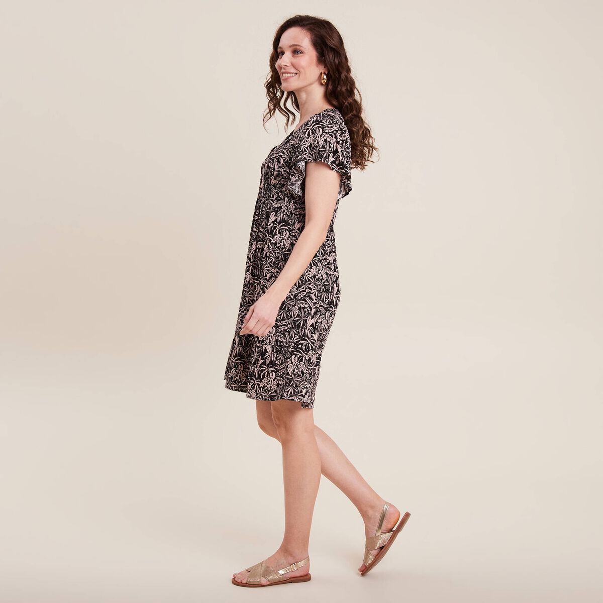 Robe évasée manches courtes noir femme