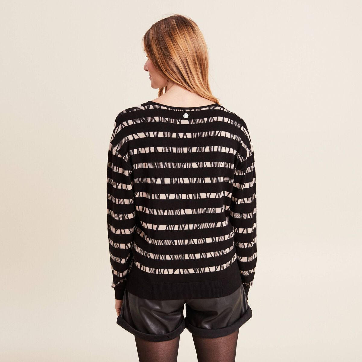 Pull manches longues noir femme