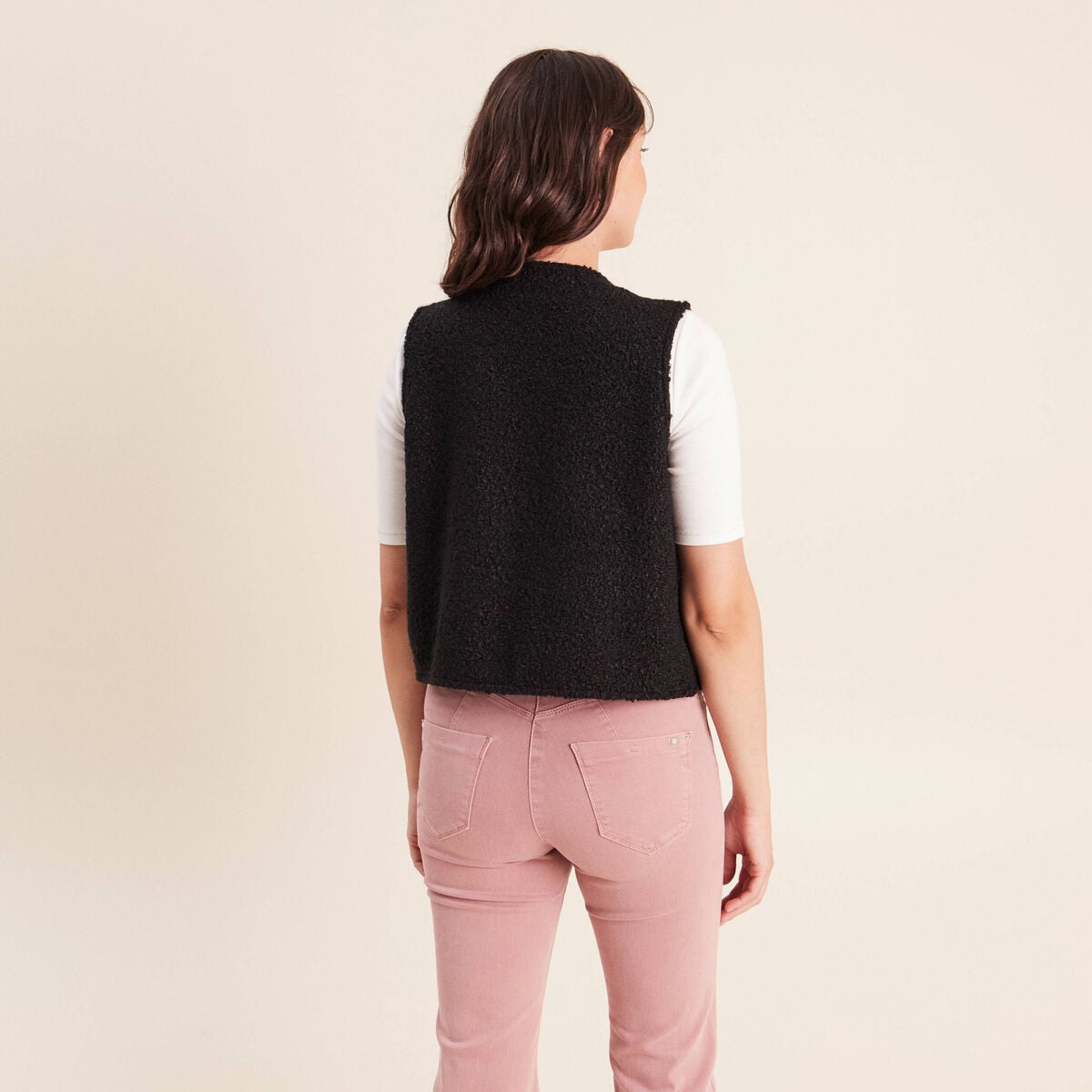 Gilet sans manches bouclette poches noir femme