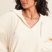 Sweat velours à capuche ivoire femme