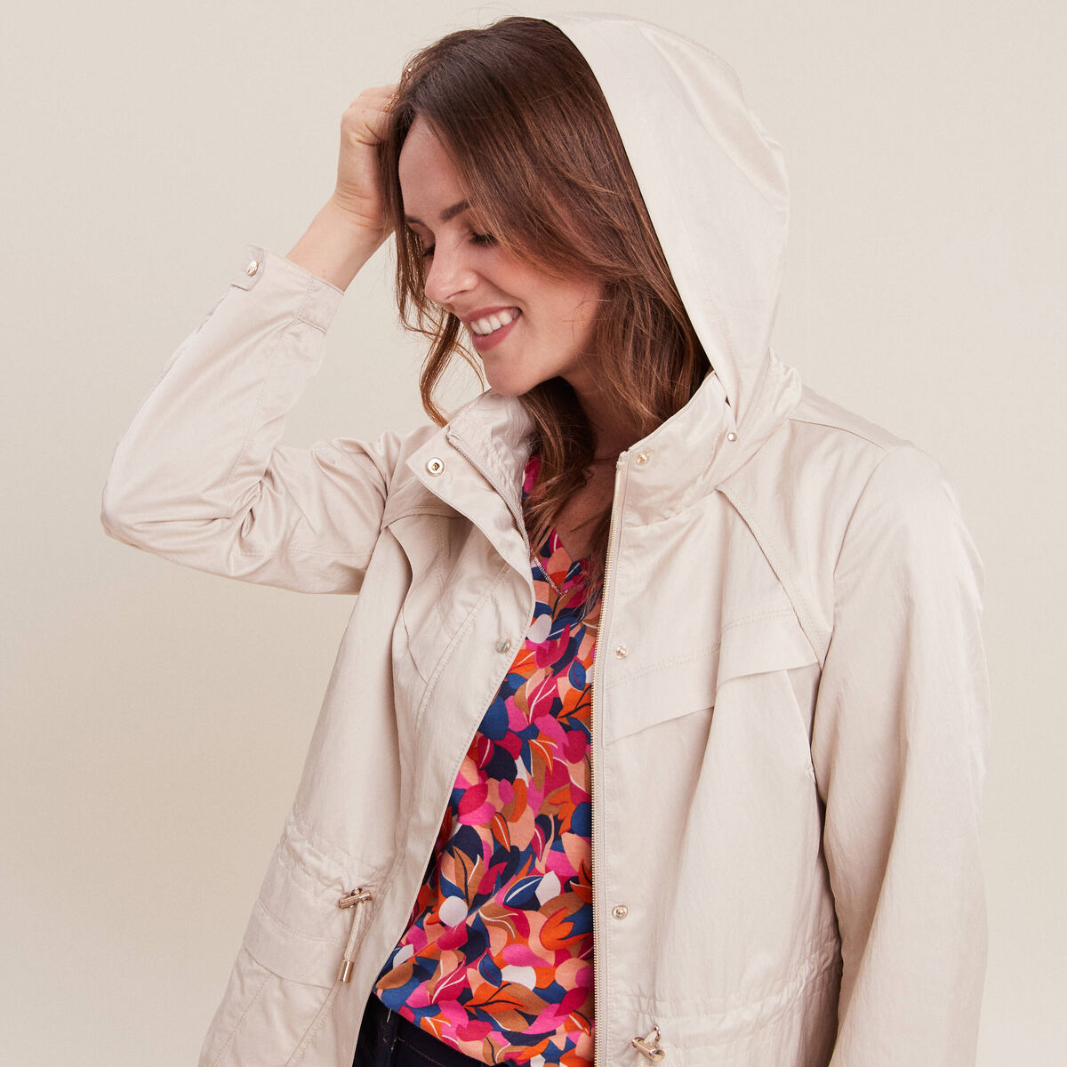 Parka d&eacute;perlante cintr&eacute;e lien &agrave; coulisse sable femme