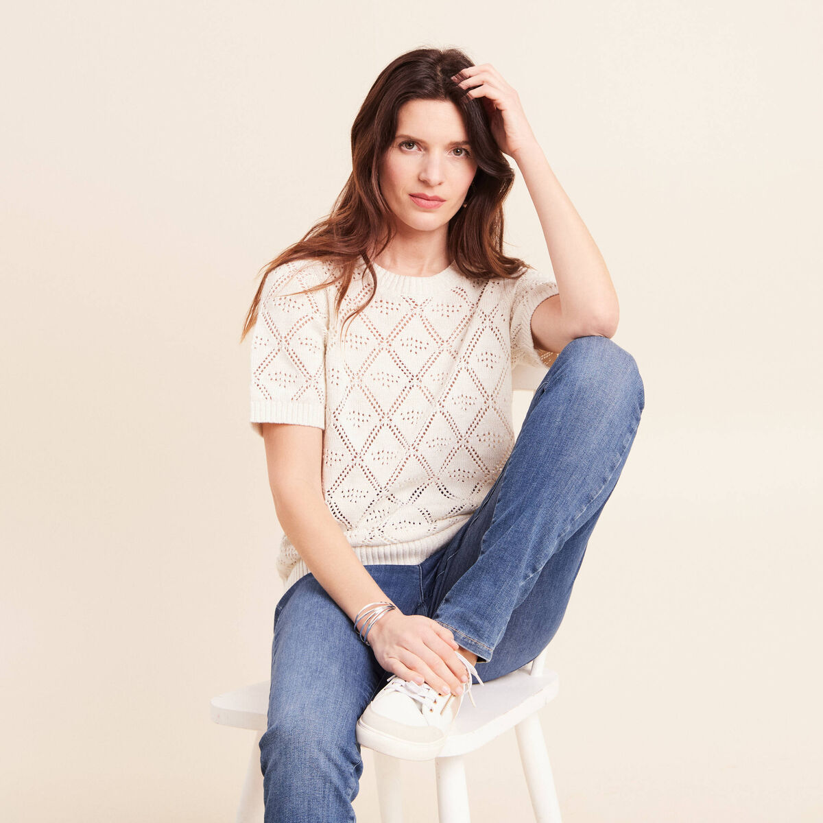 Pull droit court manches courtes ecru femme