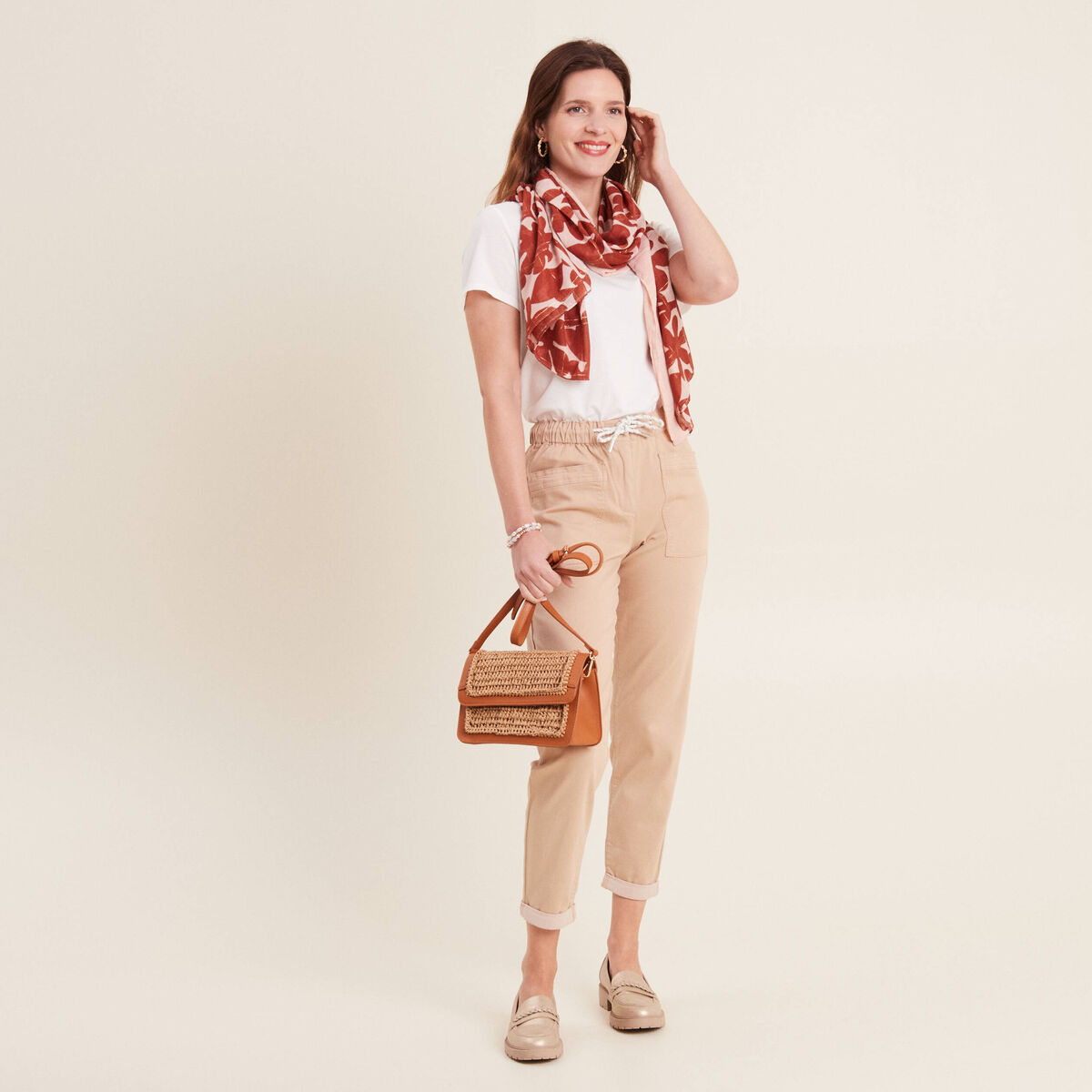 Pantalon coupe mom 7/8&egrave;me sable femme