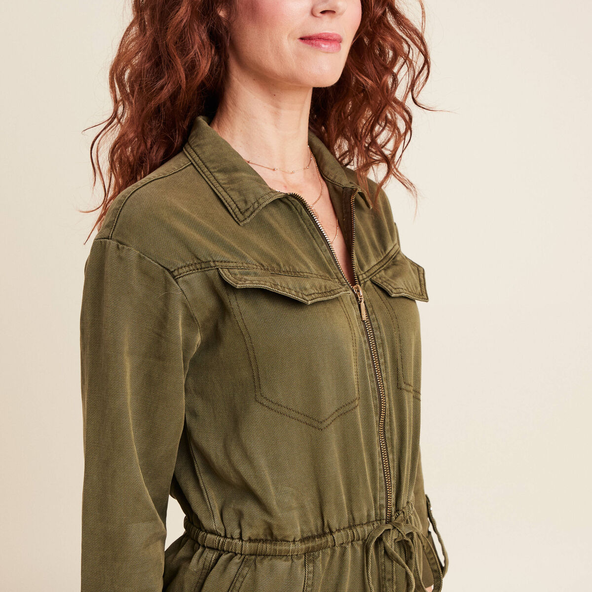 Combinaison pantalon zippée vert olive femme