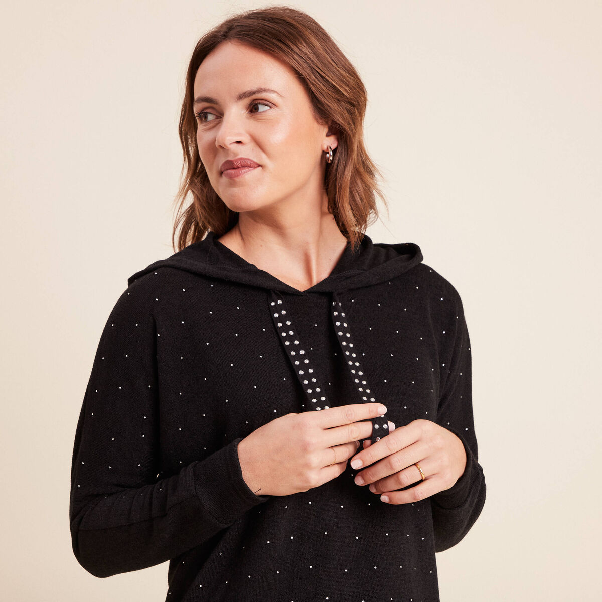 Sweat &agrave; capuche manches longues strass noir femme