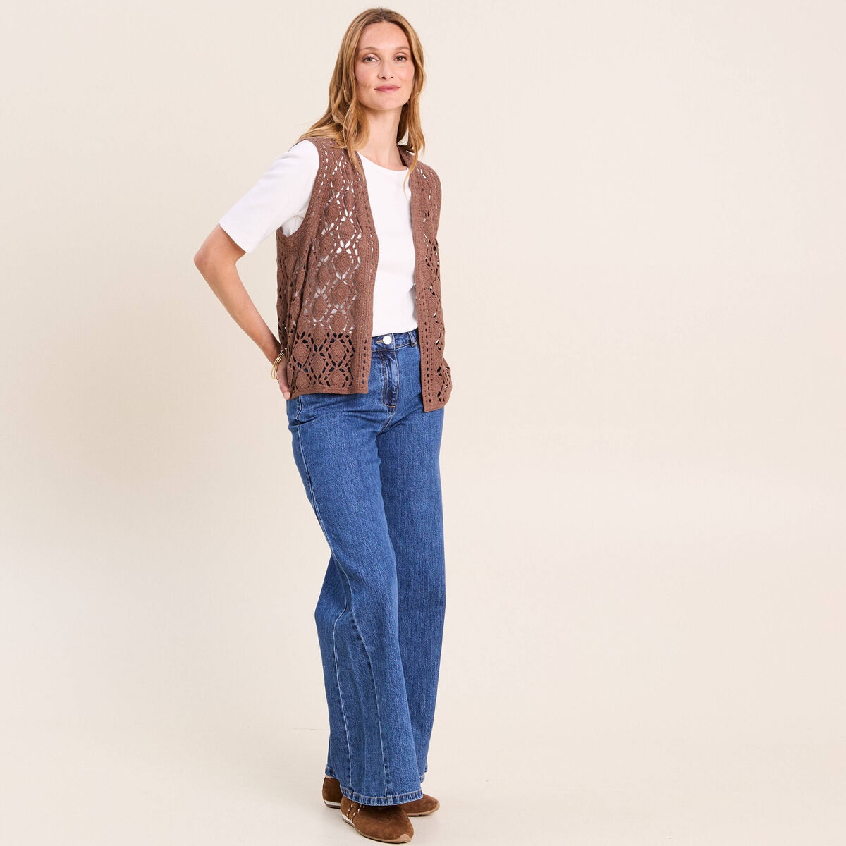 Gilet ajour&eacute; coupe droite courte marron femme