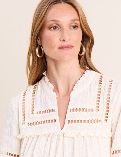 Blouse boh&egrave;me maille cr&ecirc;p&eacute;e ecru femme