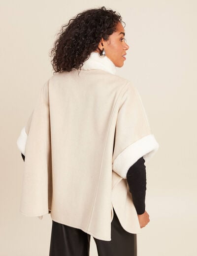 Poncho cape coupe ample ivoire femme