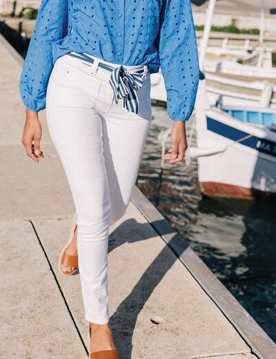 Jean ajusté taille basculée ecru femme
