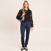 Gilet droit court col chemise dentelle noir femme