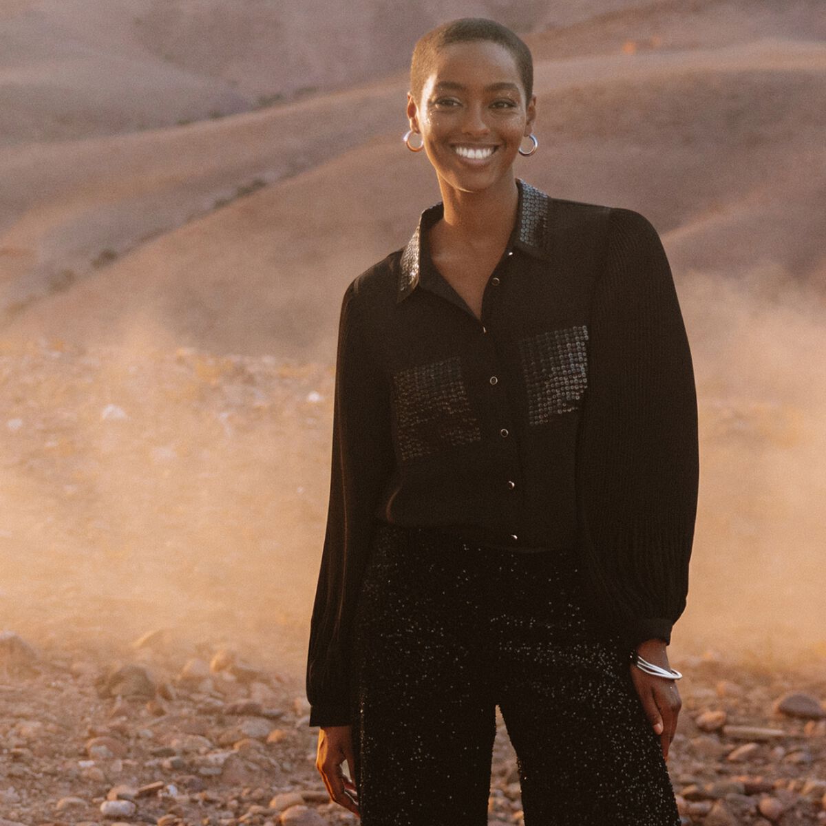 Chemise fluide &agrave; sequins manches longues noir femme
