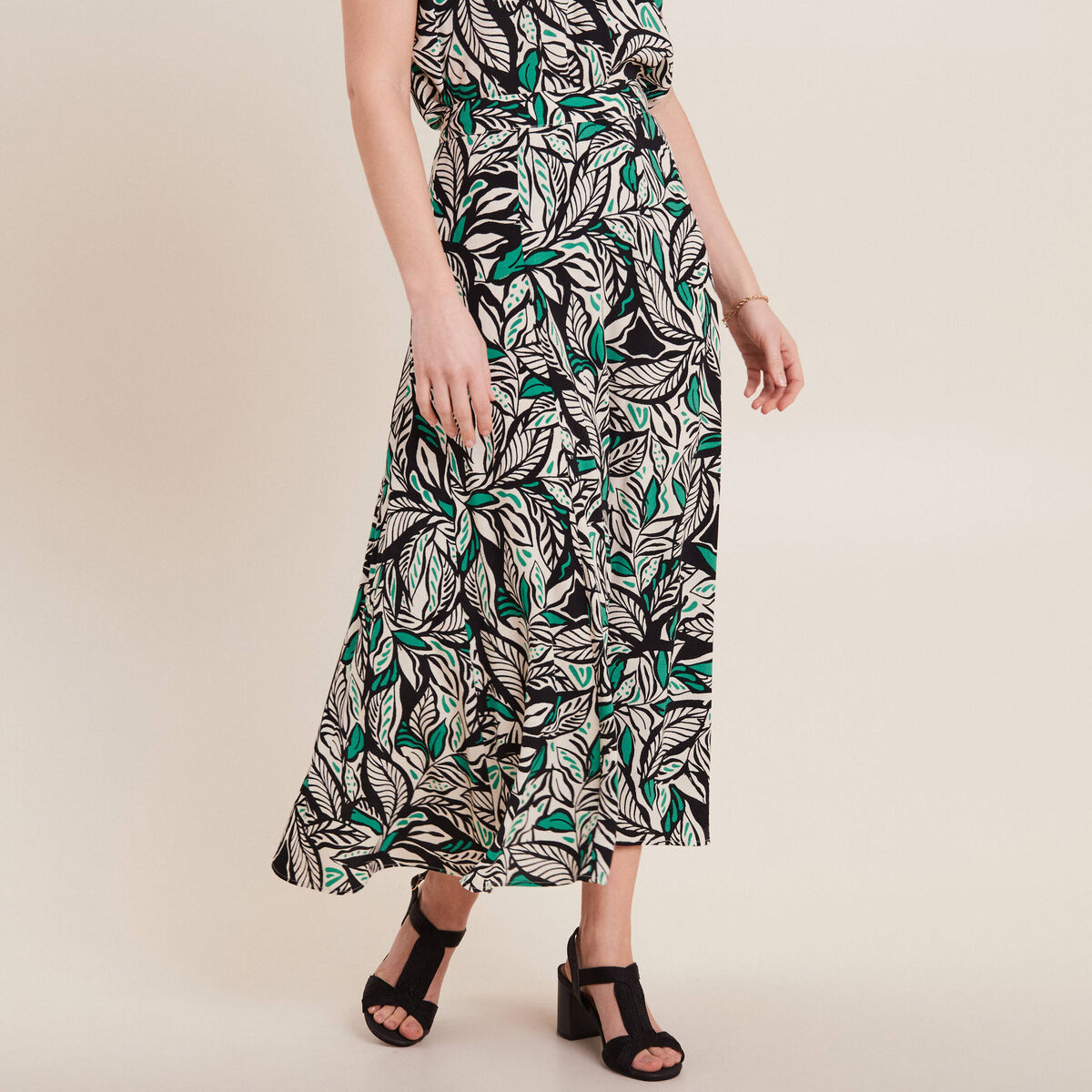 Jupe longue &eacute;vas&eacute;e vert femme