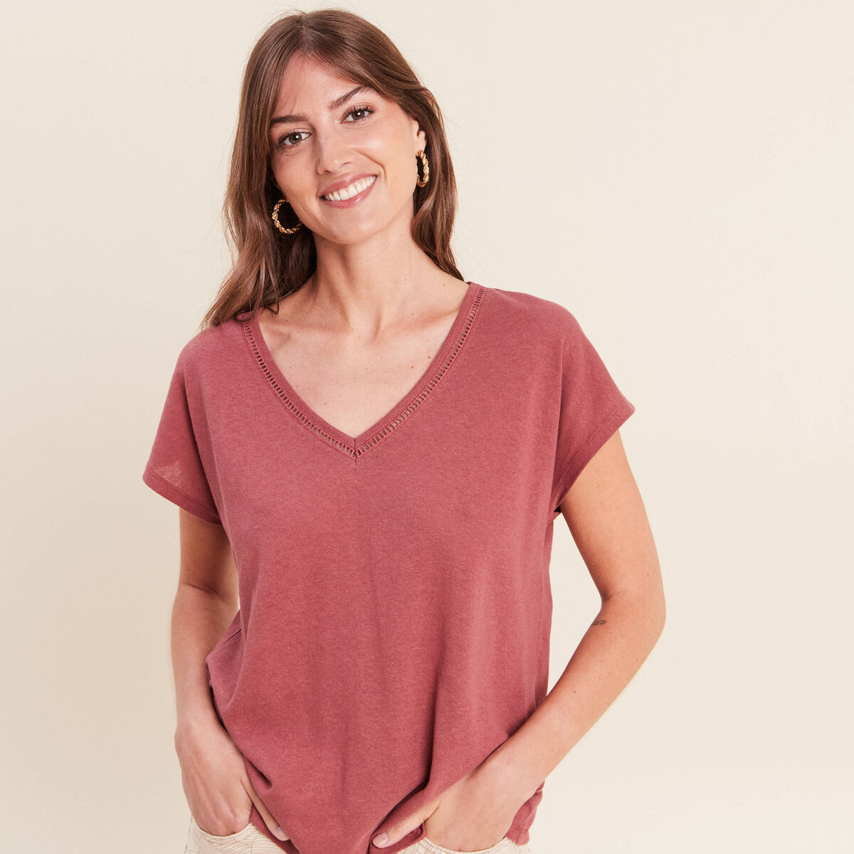 T-shirt col v manches courtes aspect lin vieux rose femme