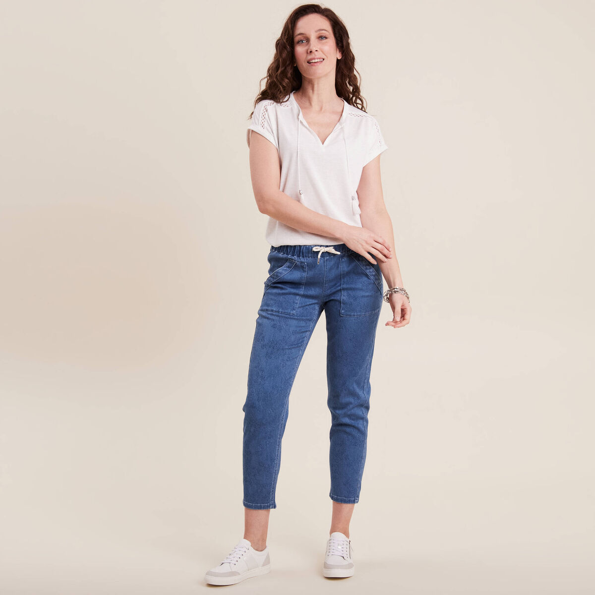 Jean carotte taille élastiquée bleu ciel femme