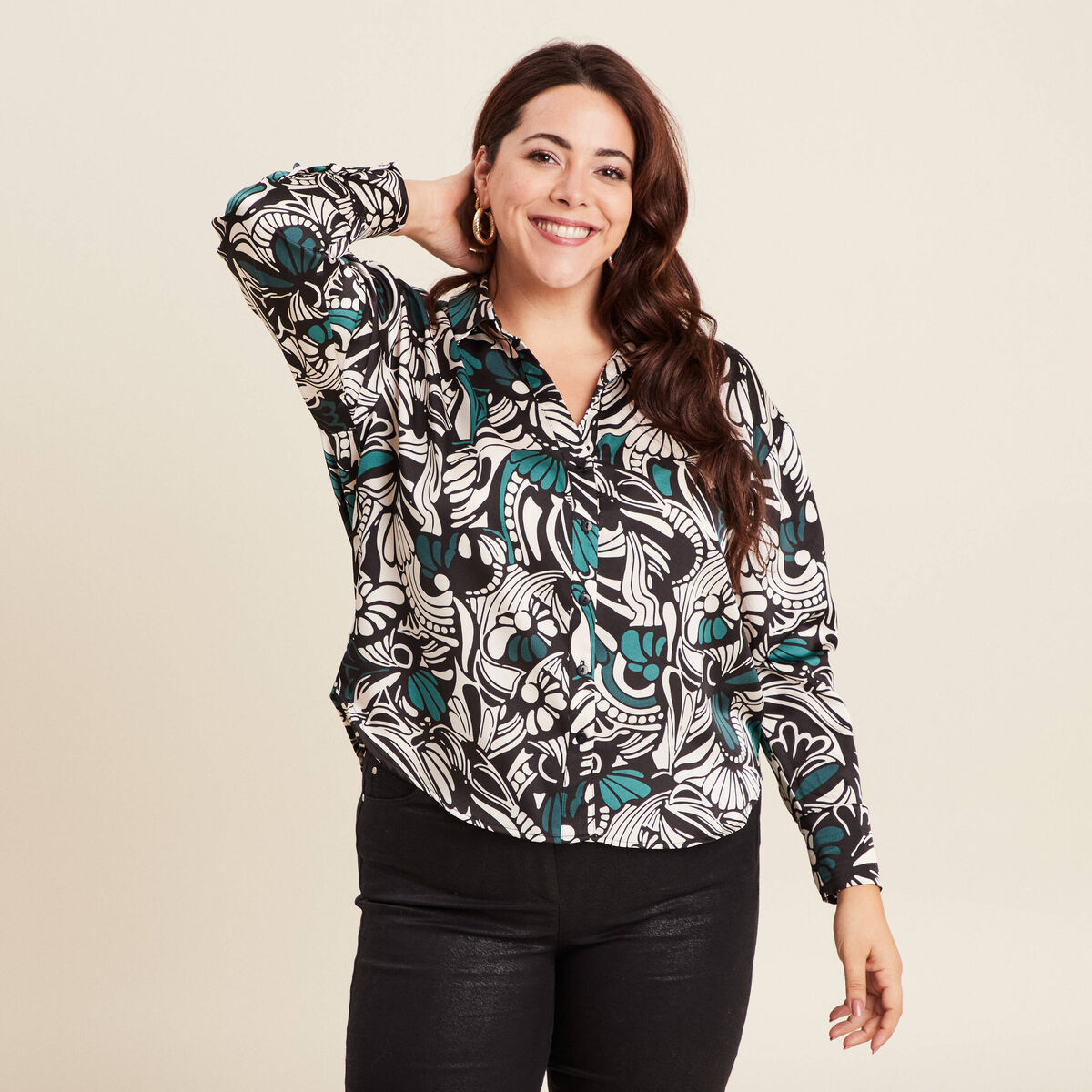 Chemise manches longues satin vert fonc&eacute; femme