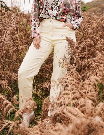 Pantalon ajusté 7/8ème jaune clair femme