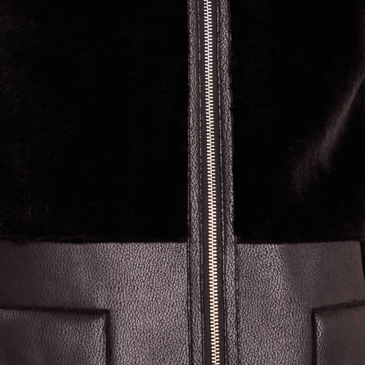 Manteau fausse fourrure capuche amovible noir femme