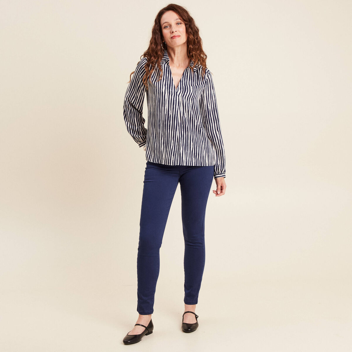 Jean magique ajusté taille standard bleu marine femme