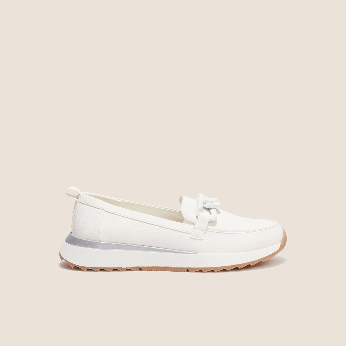 Mocassins d&eacute;tail cha&icirc;ne blanc femme
