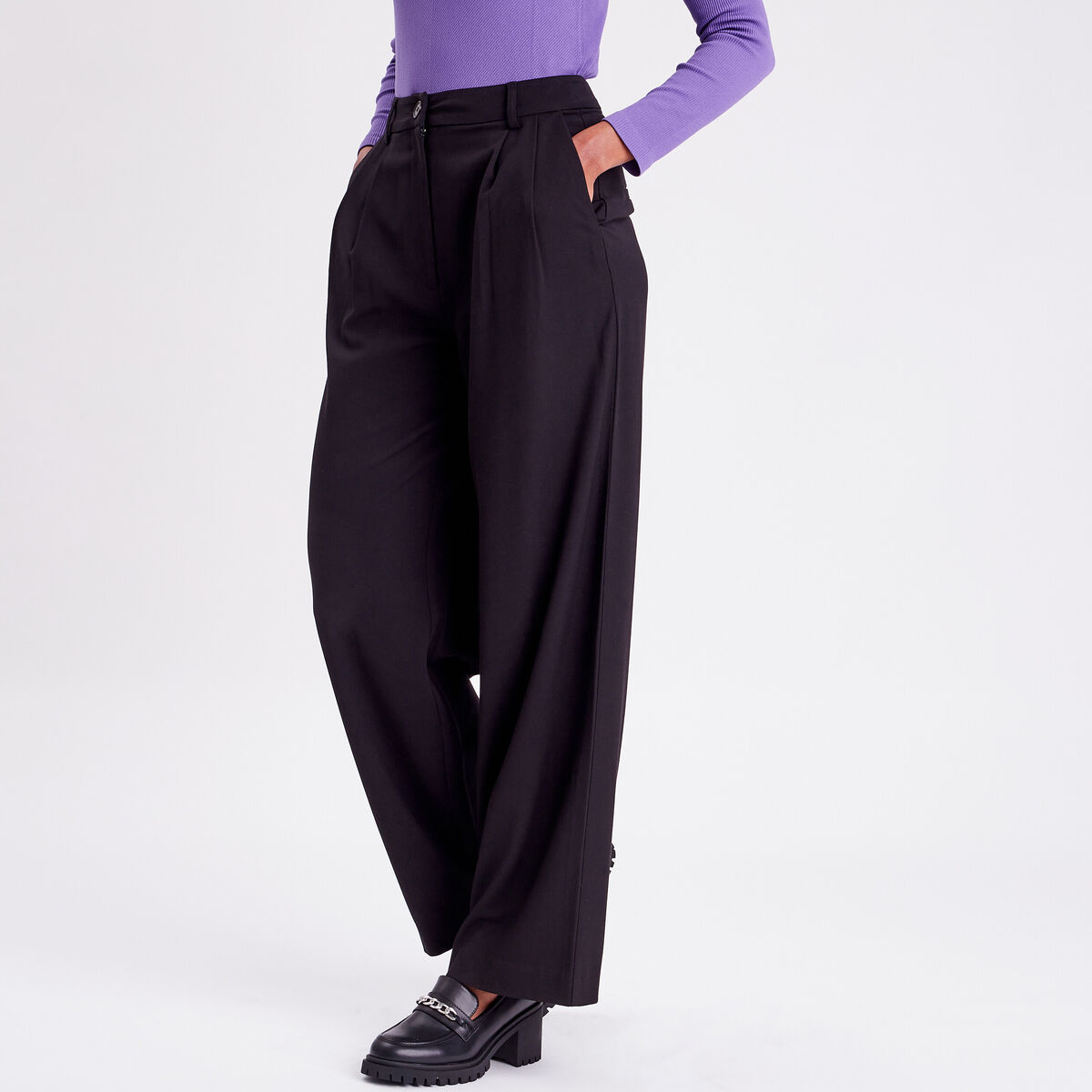 Pantalon city droit pinces noir femme