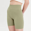 Short cycliste sans couture vert foncé femme