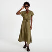 Robe longue &eacute;vas&eacute;e col v satin&eacute;e vert kaki femme