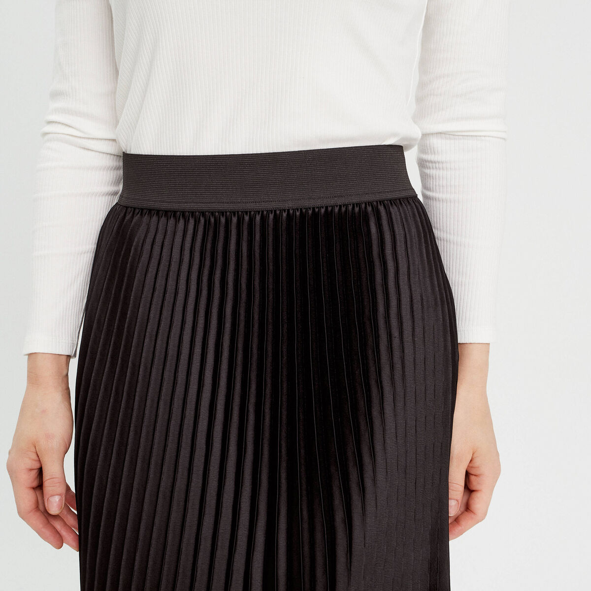Jupe longue patineuse plissée noir femme