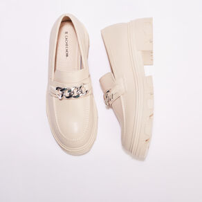 mocassins crantes avec chaines sable femme Mocassins crantés avec chaînes sable femme