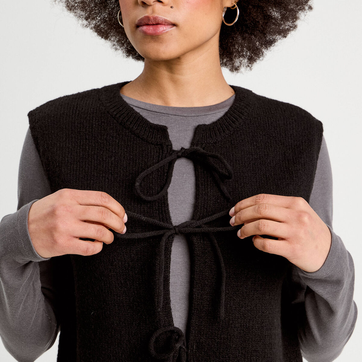 Gilet sans manches noué noir femme