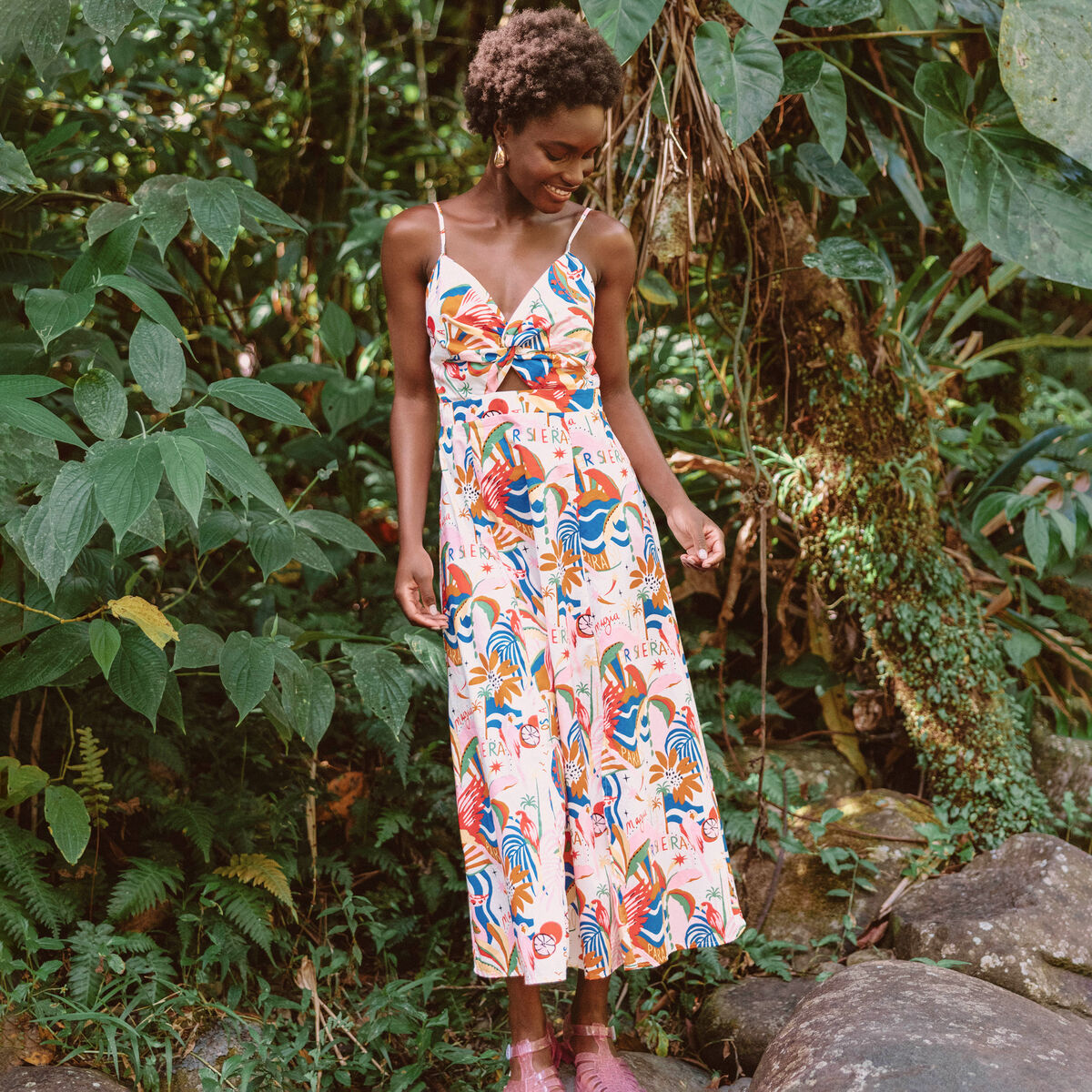 Robe longue &eacute;vas&eacute;e col v bretelles blanc femme
