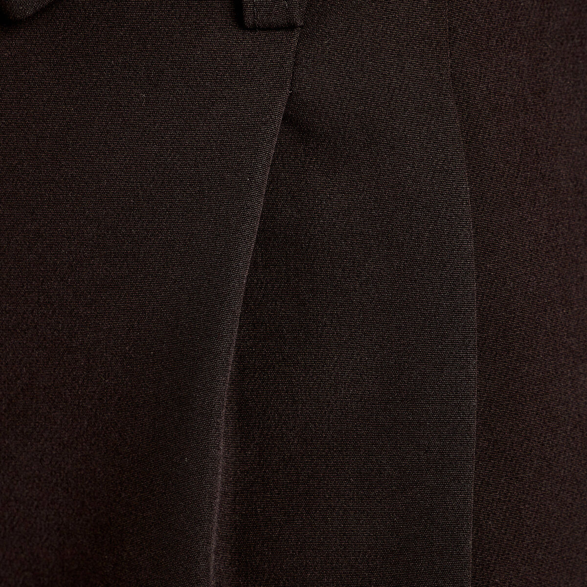 Bermuda large pinces noir femme