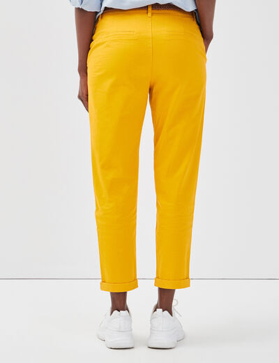 Pantalon chino 7/8ème jaune femme
