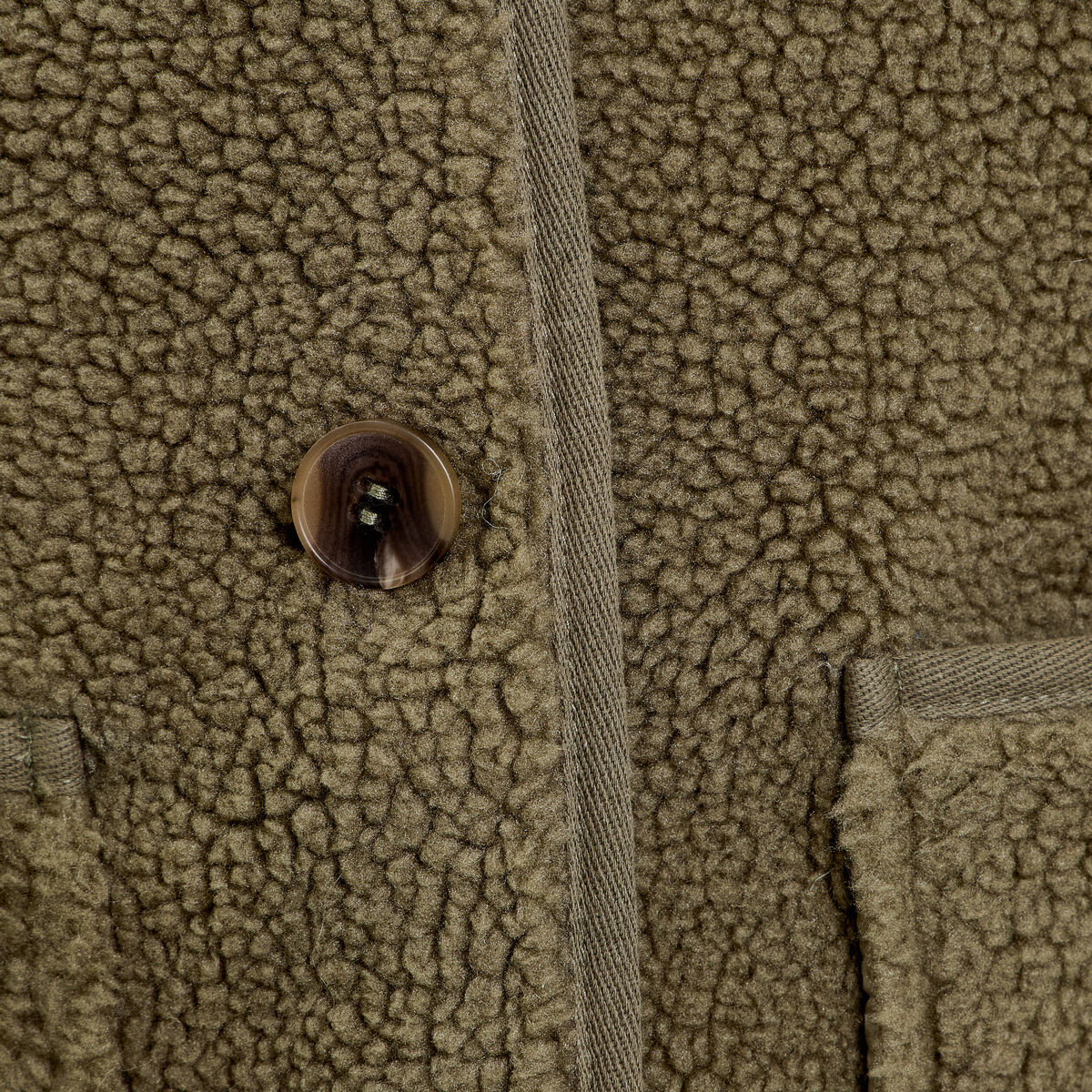 Veste droite courte effet polaire vert kaki femme