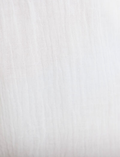Short pliss&eacute; blanc femme