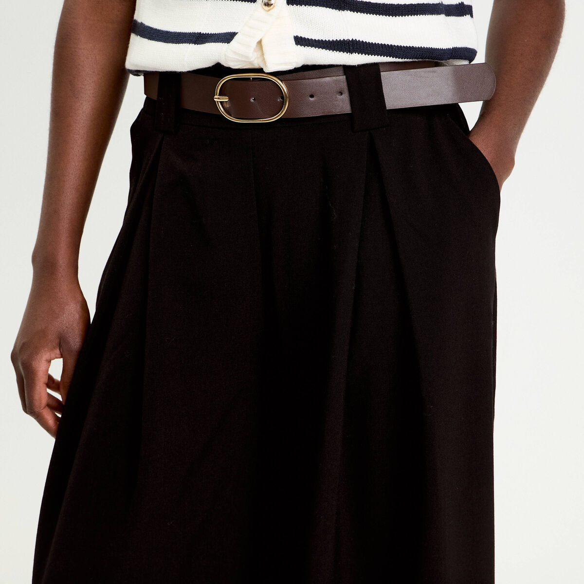 Pantalon large avec ceinture noir femme