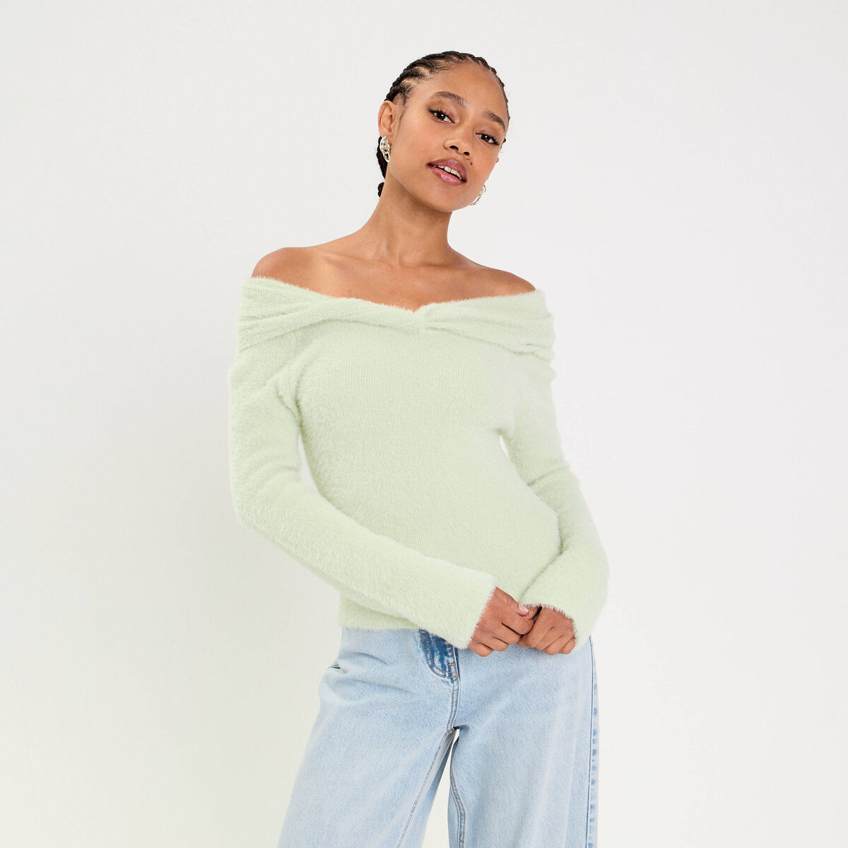 Pull ajust&eacute; col bardot manches longues vert pastel femme