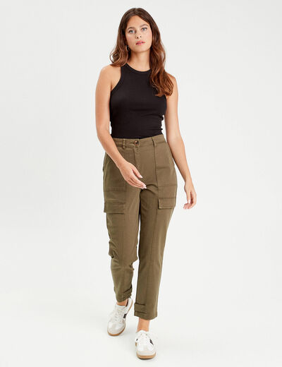Pantalon cargo bas resserré vert foncé femme