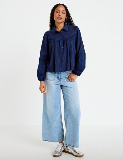 Blouse manches longues broderie bleu fonc&eacute; femme