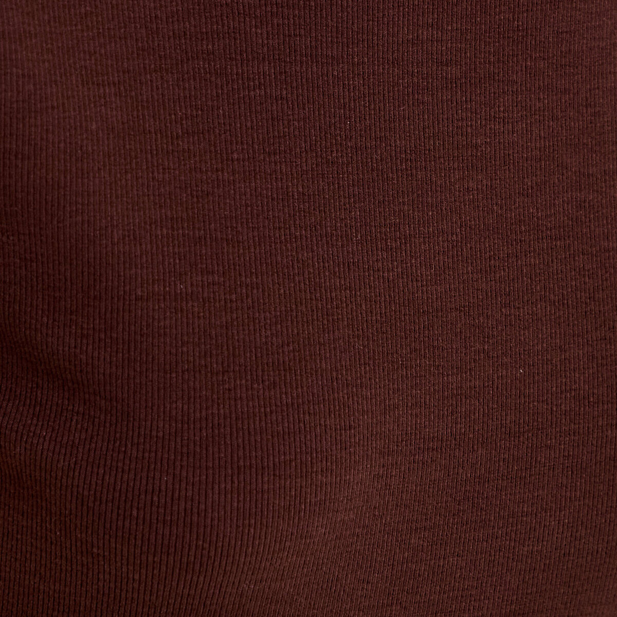T-shirt c&ocirc;tel&eacute; ajust&eacute; manches courtes marron fonc&eacute; femme
