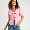 Blouse nouée brodée rose poudrée femme