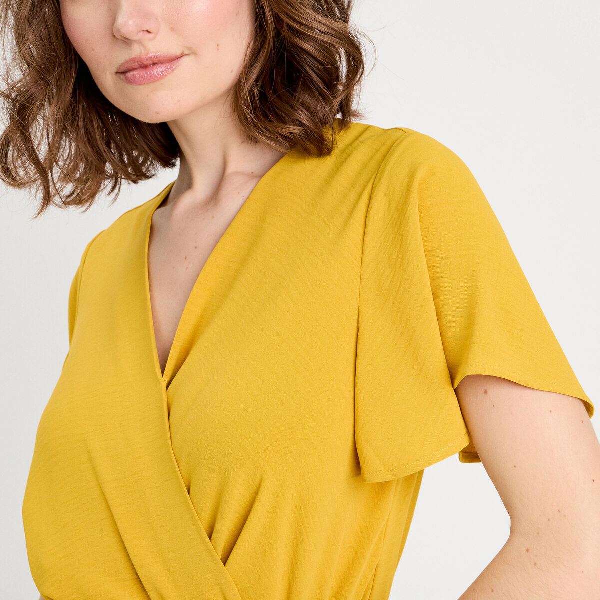 Blouse smockée manches courtes jaune citron femme