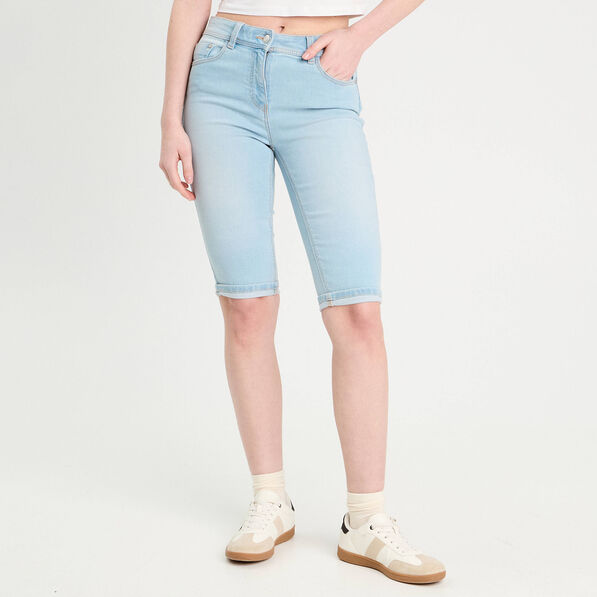 Bermuda skinny en jean denim bleach femme