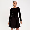 Robe courte droite col bateau noir femme