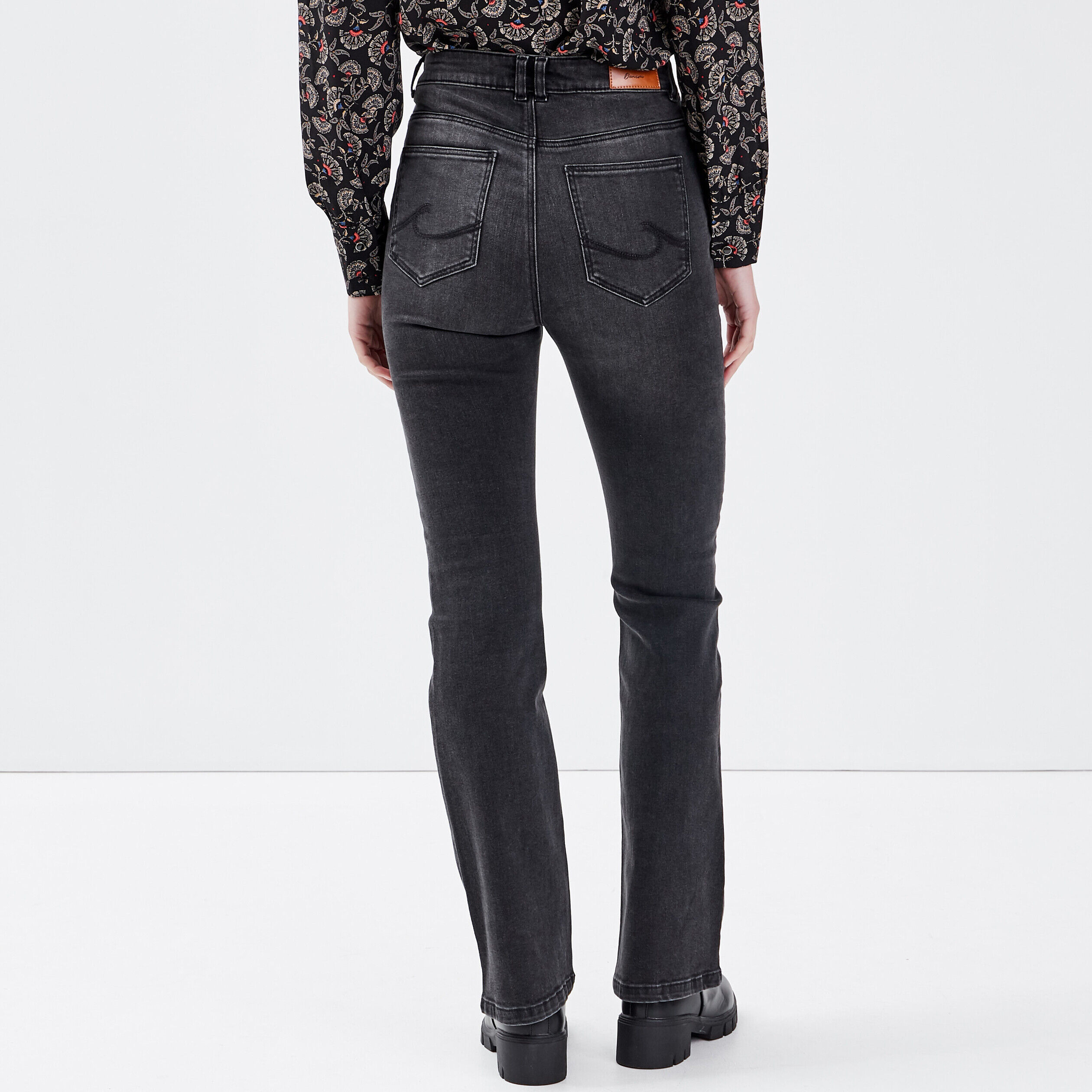 Cache cache jean best sale bootcut