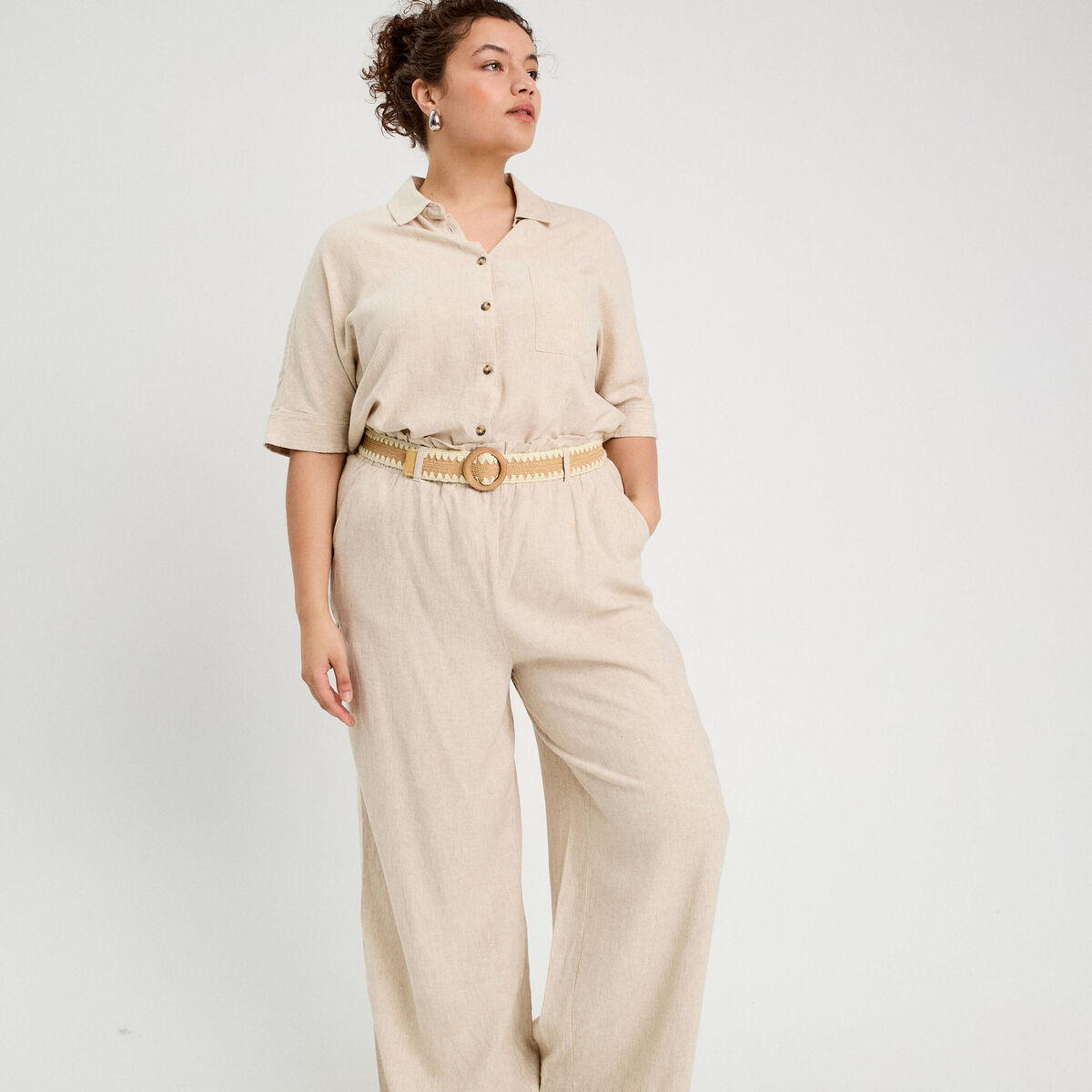 Pantalon large ceinturé contenant du lin beige femme